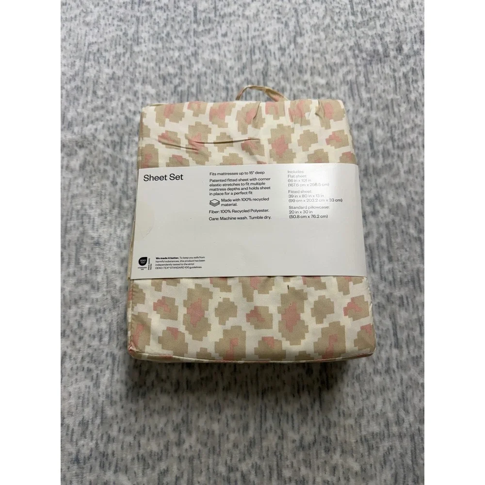 Room Essentials Twin XL Microfiber Sheet Set Pink Tan Leopard Print 3pc‎ New